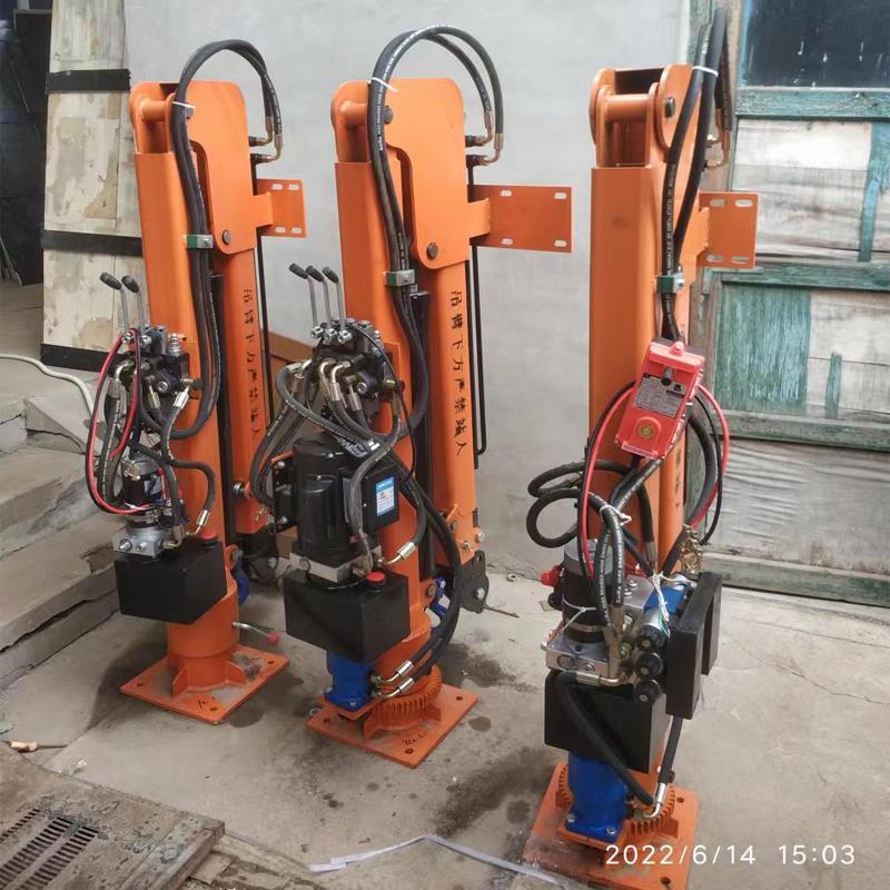 绿岛乡重汽蓝牌随车吊 3.2吨 国六动力强 液压驱动 农用自卸起重机